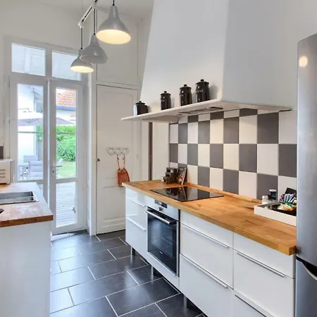 Madelon * Аркашон